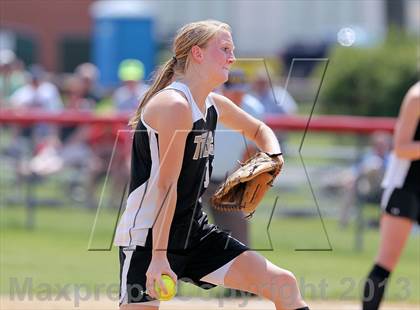Thumbnail 2 in Curwensville vs Redbank Valley (PIAA District IX AA Final) photogallery.