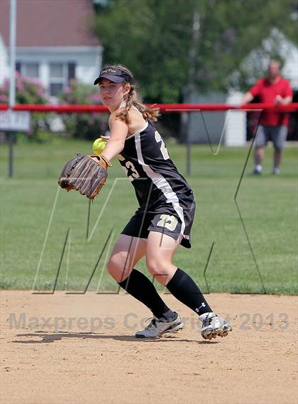 Thumbnail 1 in Curwensville vs Redbank Valley (PIAA District IX AA Final) photogallery.