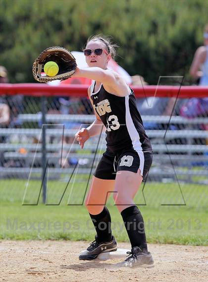 Thumbnail 1 in Curwensville vs Redbank Valley (PIAA District IX AA Final) photogallery.