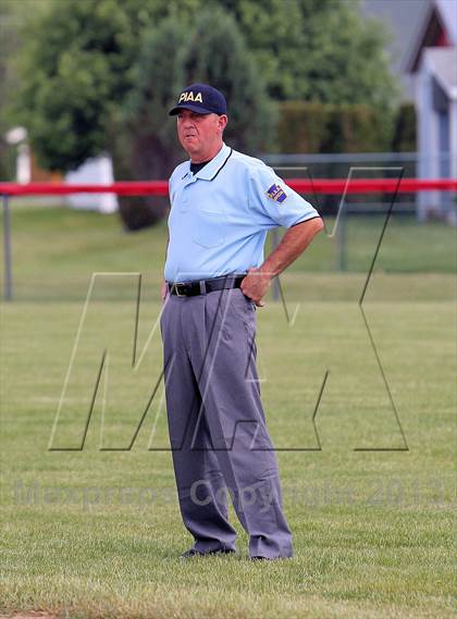 Thumbnail 2 in Curwensville vs Redbank Valley (PIAA District IX AA Final) photogallery.