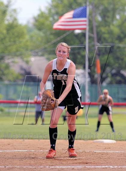 Thumbnail 1 in Curwensville vs Redbank Valley (PIAA District IX AA Final) photogallery.