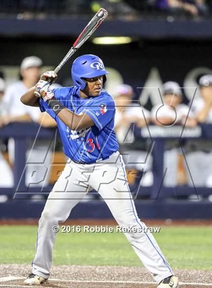 Thumbnail 2 in Oak Ridge vs. Dallas Jesuit (UIL 6A Regional Semifinal) photogallery.
