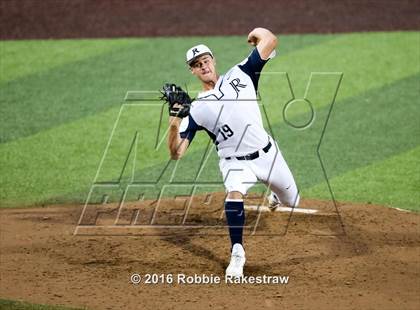 Thumbnail 1 in Oak Ridge vs. Dallas Jesuit (UIL 6A Regional Semifinal) photogallery.