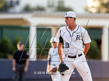Thumbnail 3 in Oak Ridge vs. Dallas Jesuit (UIL 6A Regional Semifinal) photogallery.