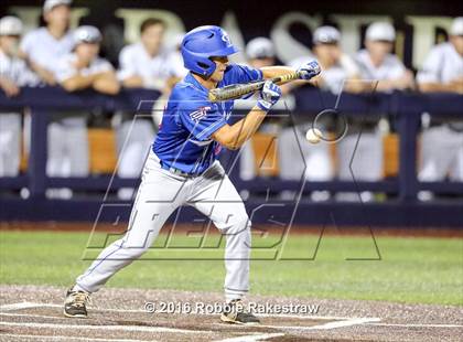 Thumbnail 3 in Oak Ridge vs. Dallas Jesuit (UIL 6A Regional Semifinal) photogallery.
