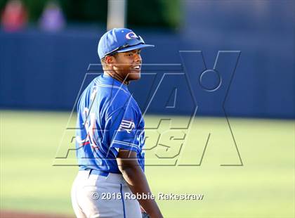 Thumbnail 3 in Oak Ridge vs. Dallas Jesuit (UIL 6A Regional Semifinal) photogallery.