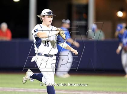 Thumbnail 1 in Oak Ridge vs. Dallas Jesuit (UIL 6A Regional Semifinal) photogallery.