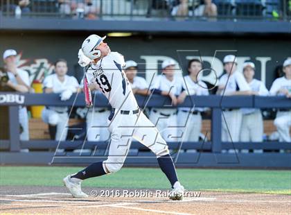 Thumbnail 2 in Oak Ridge vs. Dallas Jesuit (UIL 6A Regional Semifinal) photogallery.