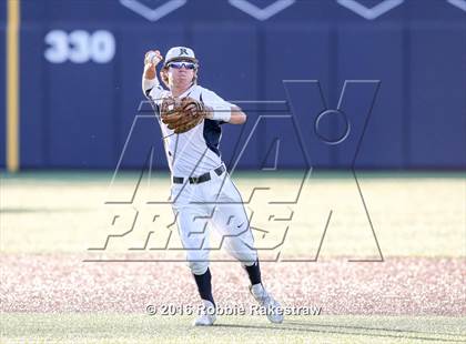 Thumbnail 3 in Oak Ridge vs. Dallas Jesuit (UIL 6A Regional Semifinal) photogallery.