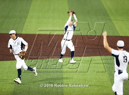 Thumbnail 3 in Oak Ridge vs. Dallas Jesuit (UIL 6A Regional Semifinal) photogallery.