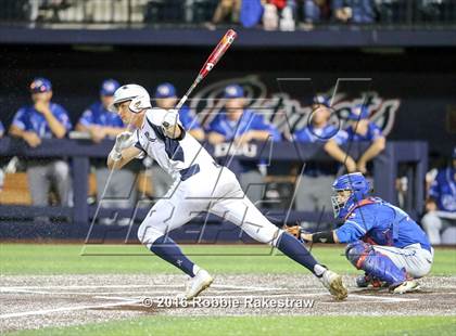Thumbnail 3 in Oak Ridge vs. Dallas Jesuit (UIL 6A Regional Semifinal) photogallery.