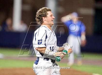 Thumbnail 3 in Oak Ridge vs. Dallas Jesuit (UIL 6A Regional Semifinal) photogallery.