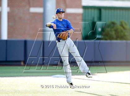 Thumbnail 3 in Oak Ridge vs. Dallas Jesuit (UIL 6A Regional Semifinal) photogallery.