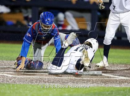 Thumbnail 3 in Oak Ridge vs. Dallas Jesuit (UIL 6A Regional Semifinal) photogallery.