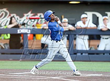 Thumbnail 1 in Oak Ridge vs. Dallas Jesuit (UIL 6A Regional Semifinal) photogallery.
