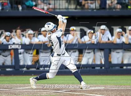 Thumbnail 1 in Oak Ridge vs. Dallas Jesuit (UIL 6A Regional Semifinal) photogallery.