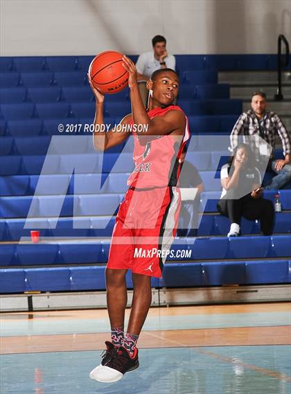 Thumbnail 3 in Crosby vs. Langham Creek (McDonald's Texas Invitational) photogallery.