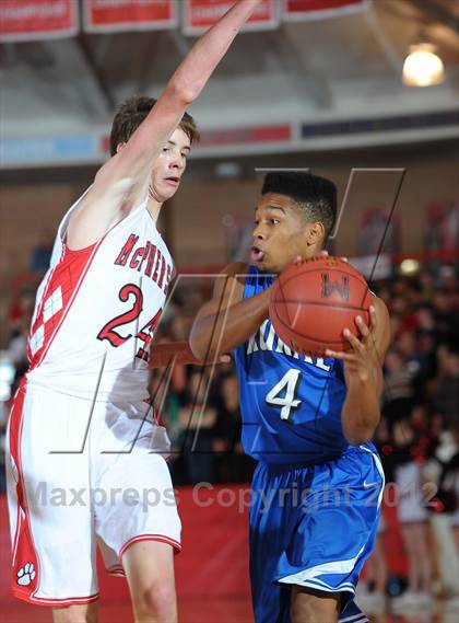Thumbnail 3 in McPherson vs. Washburn Rural photogallery.