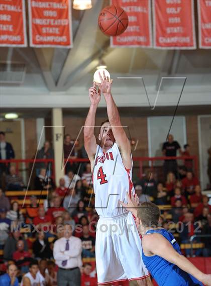Thumbnail 3 in McPherson vs. Washburn Rural photogallery.