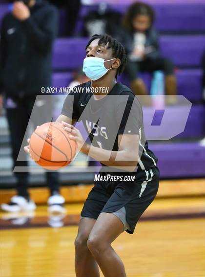 Thumbnail 2 in Winston-Salem Christian vs Word of God Christian Academy (Capital City New Years Showcase) photogallery.