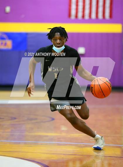 Thumbnail 3 in Winston-Salem Christian vs Word of God Christian Academy (Capital City New Years Showcase) photogallery.