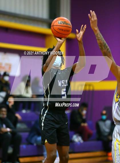 Thumbnail 1 in Winston-Salem Christian vs Word of God Christian Academy (Capital City New Years Showcase) photogallery.