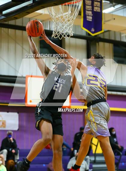 Thumbnail 1 in Winston-Salem Christian vs Word of God Christian Academy (Capital City New Years Showcase) photogallery.