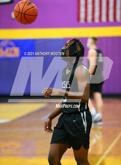 Thumbnail 1 in Winston-Salem Christian vs Word of God Christian Academy (Capital City New Years Showcase) photogallery.