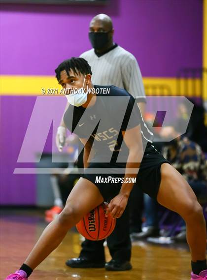 Thumbnail 2 in Winston-Salem Christian vs Word of God Christian Academy (Capital City New Years Showcase) photogallery.
