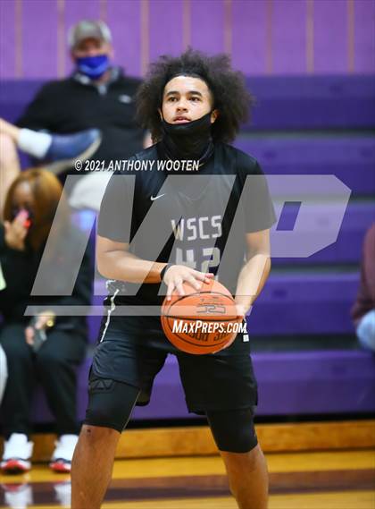 Thumbnail 3 in Winston-Salem Christian vs Word of God Christian Academy (Capital City New Years Showcase) photogallery.