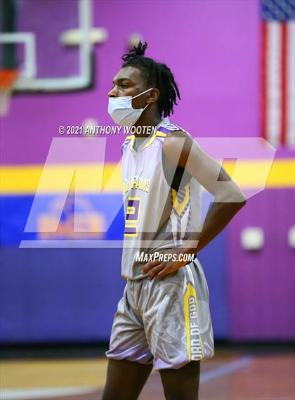 Thumbnail 3 in Winston-Salem Christian vs Word of God Christian Academy (Capital City New Years Showcase) photogallery.
