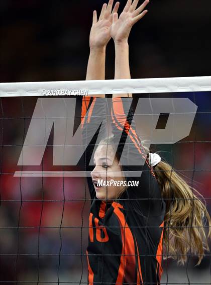 Thumbnail 1 in Lamar vs. Eaton (CHSAA 3A State Playoff) photogallery.