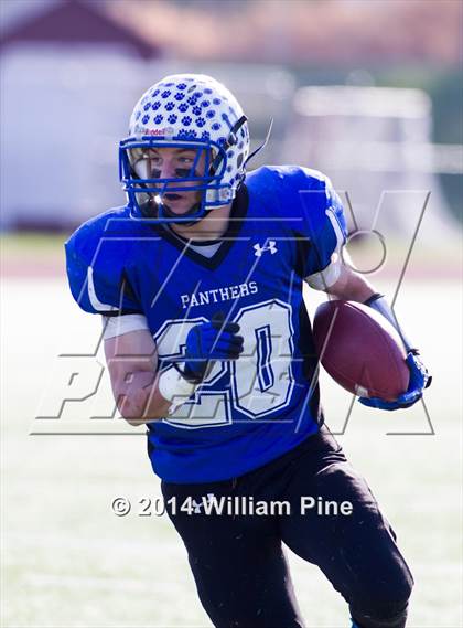 Thumbnail 2 in Hoosick Falls vs. Millbrook (NYSPHSAA Class C Semifinal) photogallery.