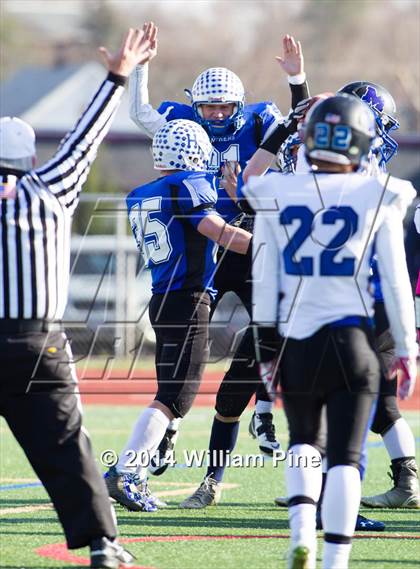 Thumbnail 3 in Hoosick Falls vs. Millbrook (NYSPHSAA Class C Semifinal) photogallery.
