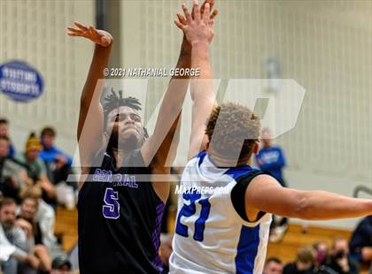 Thumbnail 2 in Omaha Central @ Papillion-LaVista South photogallery.