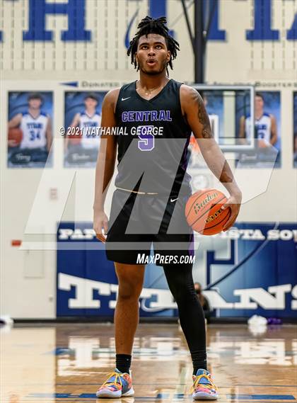 Thumbnail 2 in Omaha Central @ Papillion-LaVista South photogallery.