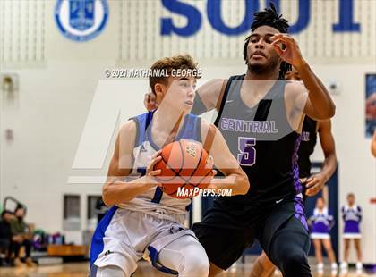 Thumbnail 2 in Omaha Central @ Papillion-LaVista South photogallery.