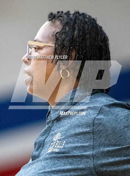 Thumbnail 2 in E.E. Smith @ Terry Sanford (Play 4 Kay) photogallery.