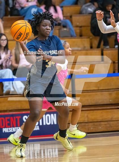Thumbnail 1 in E.E. Smith @ Terry Sanford (Play 4 Kay) photogallery.