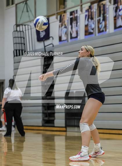 Thumbnail 2 in Twin Falls vs Skyview (IHSAA 4A First Round) photogallery.