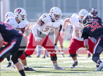 Thumbnail 2 in Platte County vs. Jackson (MSHSAA Class 5 Championship) photogallery.