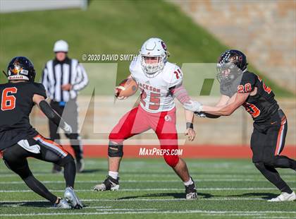 Thumbnail 3 in Platte County vs. Jackson (MSHSAA Class 5 Championship) photogallery.