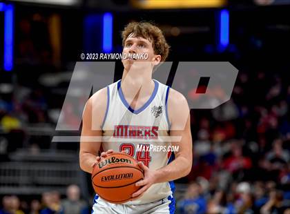 Thumbnail 2 in Linton-Stockton v Ft Wayne Blackhawk Christian (IHSAA 2A Final)  photogallery.