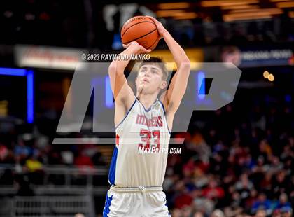 Thumbnail 1 in Linton-Stockton v Ft Wayne Blackhawk Christian (IHSAA 2A Final)  photogallery.