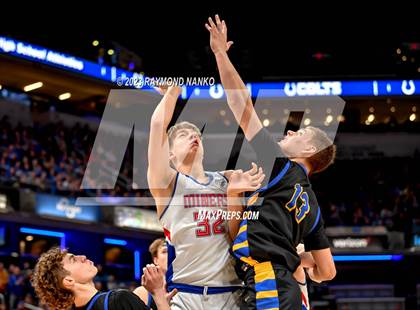 Thumbnail 2 in Linton-Stockton v Ft Wayne Blackhawk Christian (IHSAA 2A Final)  photogallery.