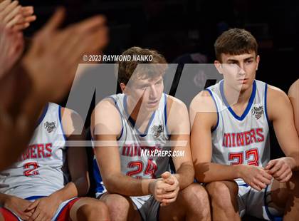 Thumbnail 3 in Linton-Stockton v Ft Wayne Blackhawk Christian (IHSAA 2A Final)  photogallery.