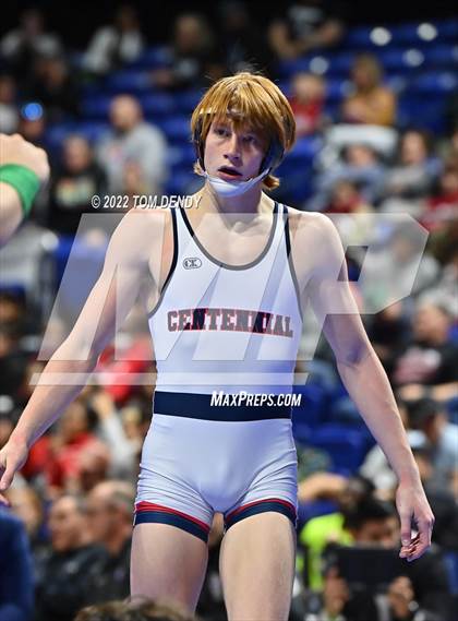 Thumbnail 3 in UIL State Championships - 5A 152lb Final photogallery.