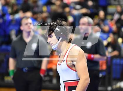Thumbnail 2 in UIL State Championships - 5A 152lb Final photogallery.