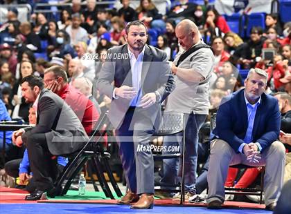 Thumbnail 1 in UIL State Championships - 5A 152lb Final photogallery.