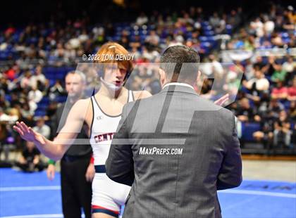 Thumbnail 2 in UIL State Championships - 5A 152lb Final photogallery.
